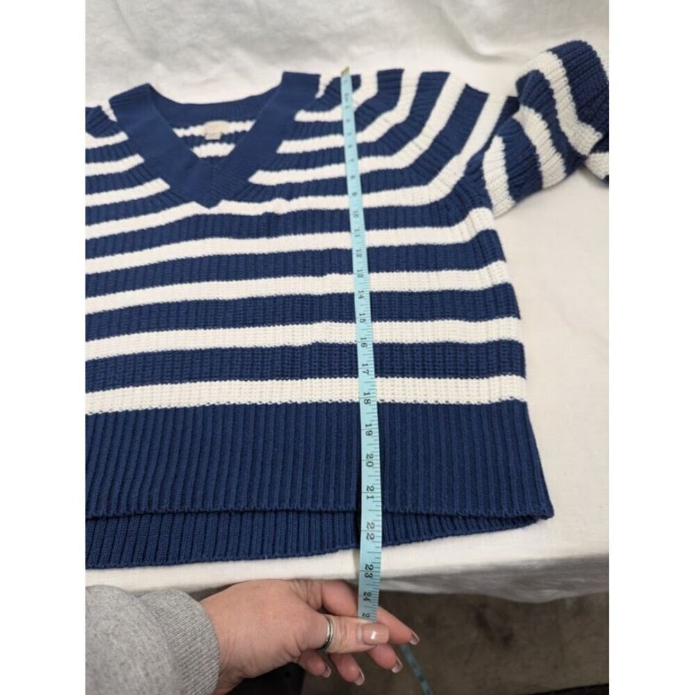 a new day women's medium blue white striped v neck sweater knit, warm winter A3 - Picture 5 of 7